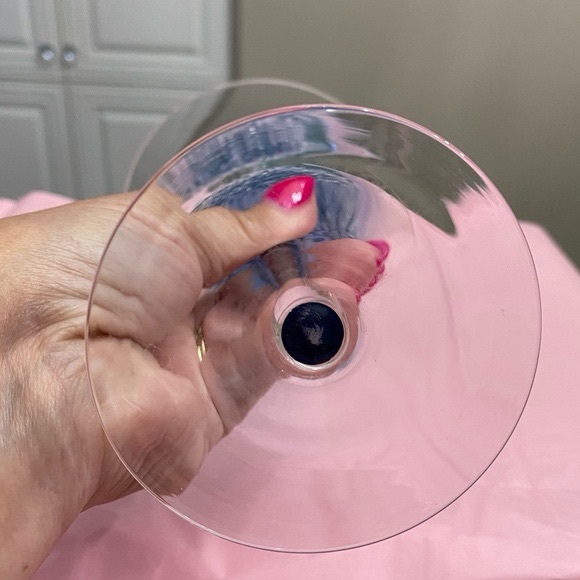 EUC LONG STEM MARTINI GLASS PAINTED BLUE WITH CLEAR BEADS ON BOTTOM OF GLASS - Picture 4 of 7